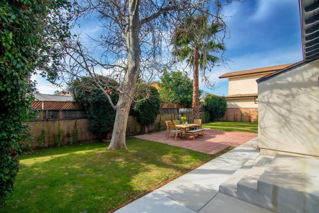 Beautiful 3 Bed 1 Bath Designer Home + Hot Tub Los Angeles Exterior foto
